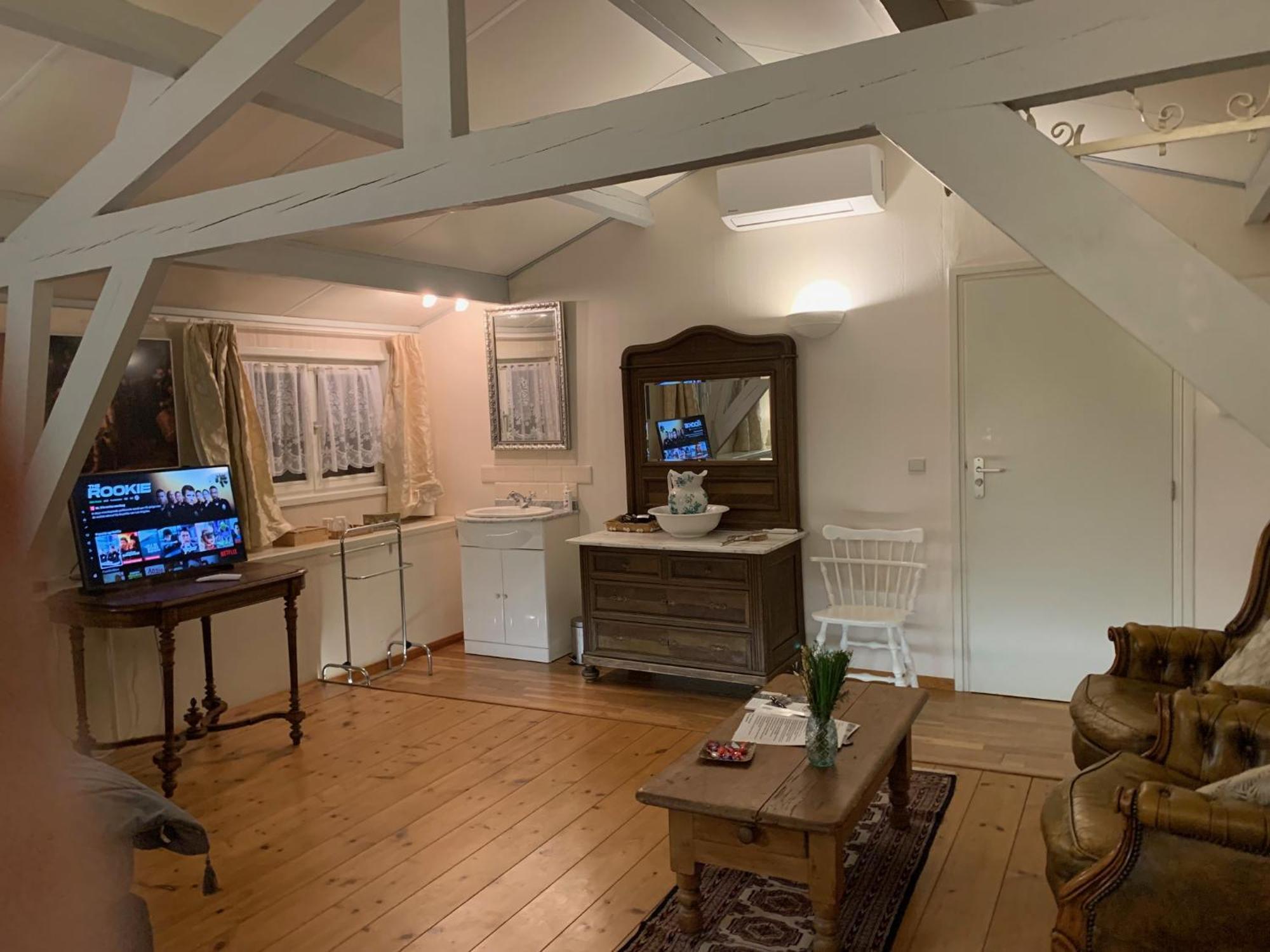 B&B Petit Chateau - Stijlvol Verblijf Centraal Gelegen In Zeeuws Vlaanderen Biervliet Exteriér fotografie